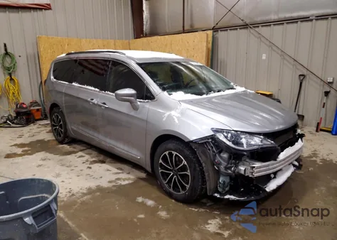 2017 Chrysler Pacifica Touring L z USA, uszkodzony, nr VIN 2C4RC1BG5HR538130